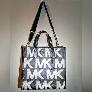 Michael Kors Everly Large Two Way Straps Graphic Tote Bag Excellent